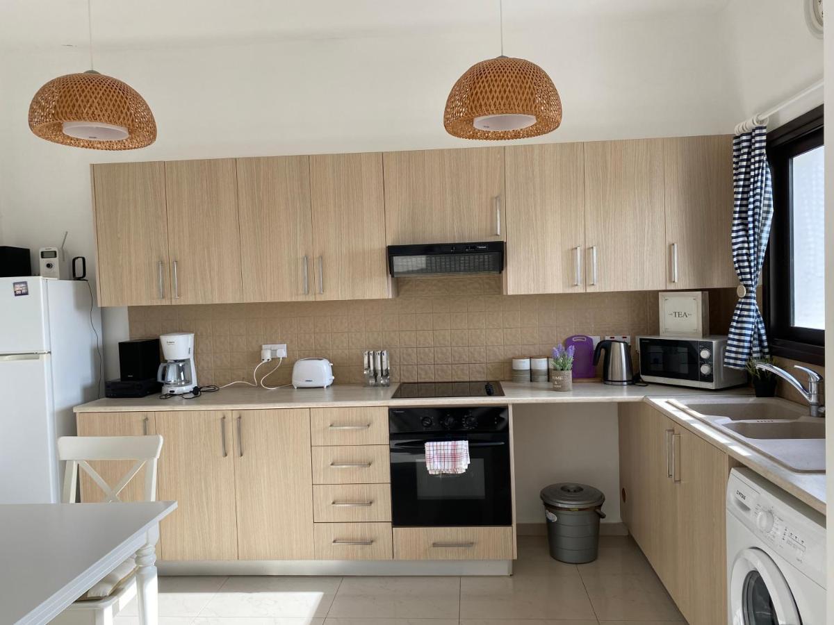 Two Bedroom Duplex :mountain And Sea View *