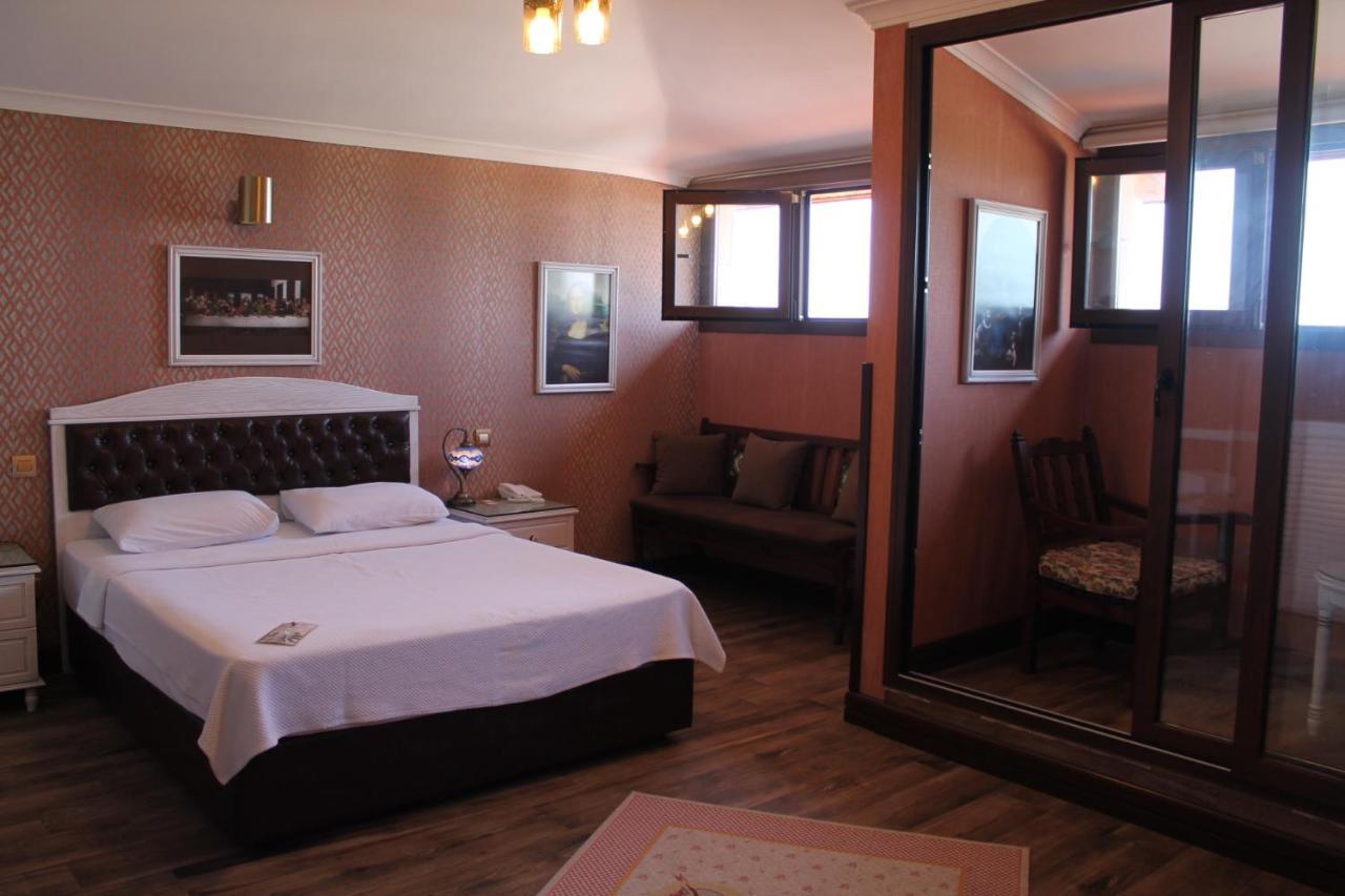 Bella View Art Boutique 3* Kazaphani