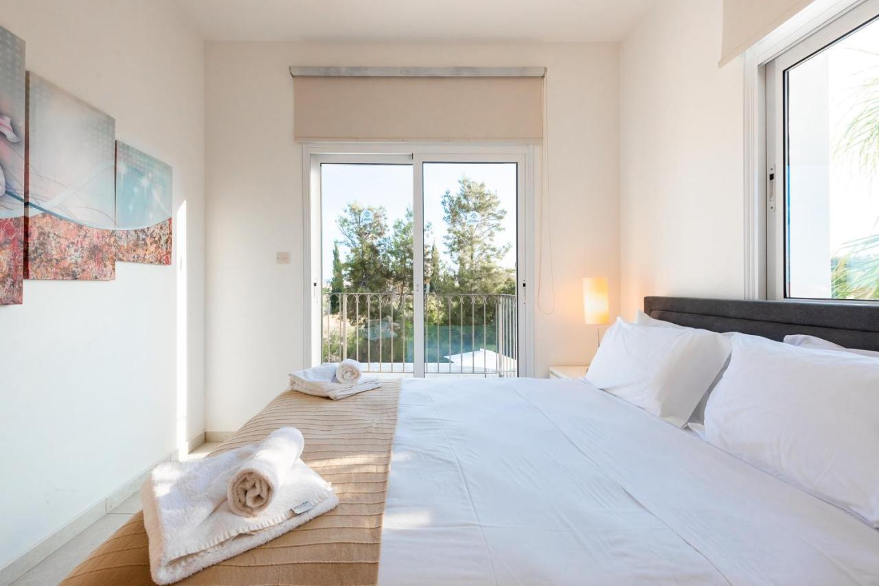 Villa Palm Breeze By Ezoria *