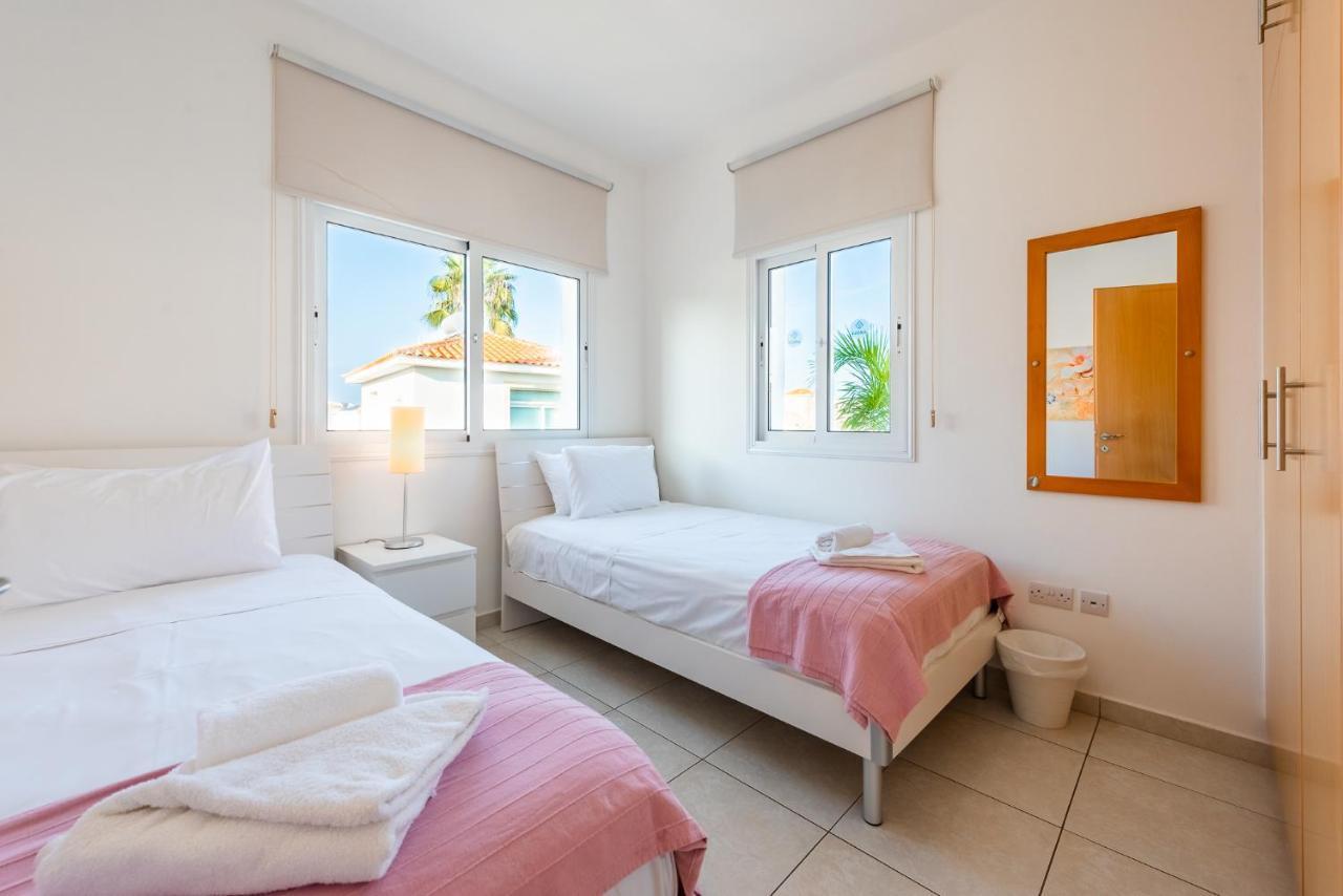 Villa Palm Breeze By Ezoria