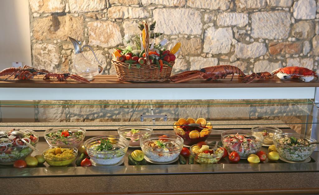 Aparthotel Corallia 3*