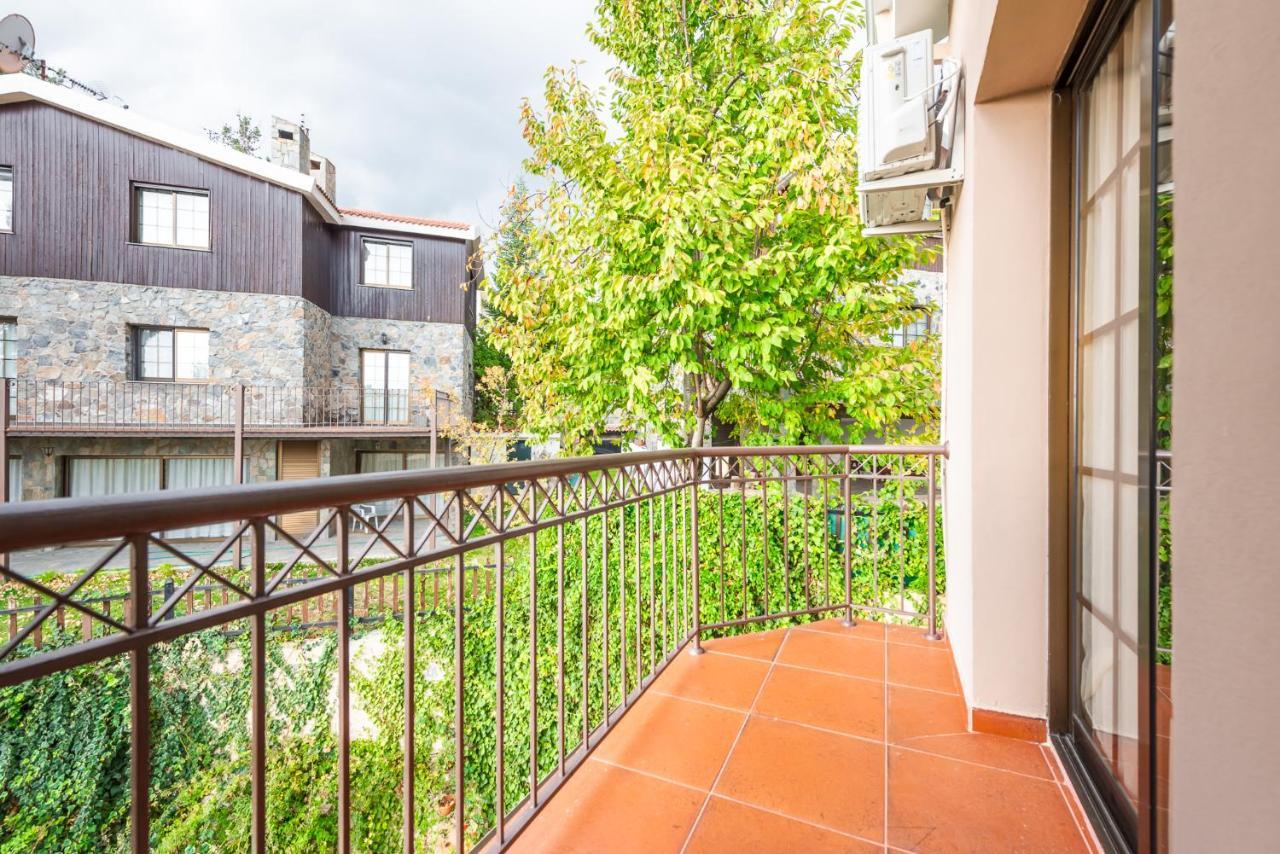 Apartment Pinecone - 3 Units *