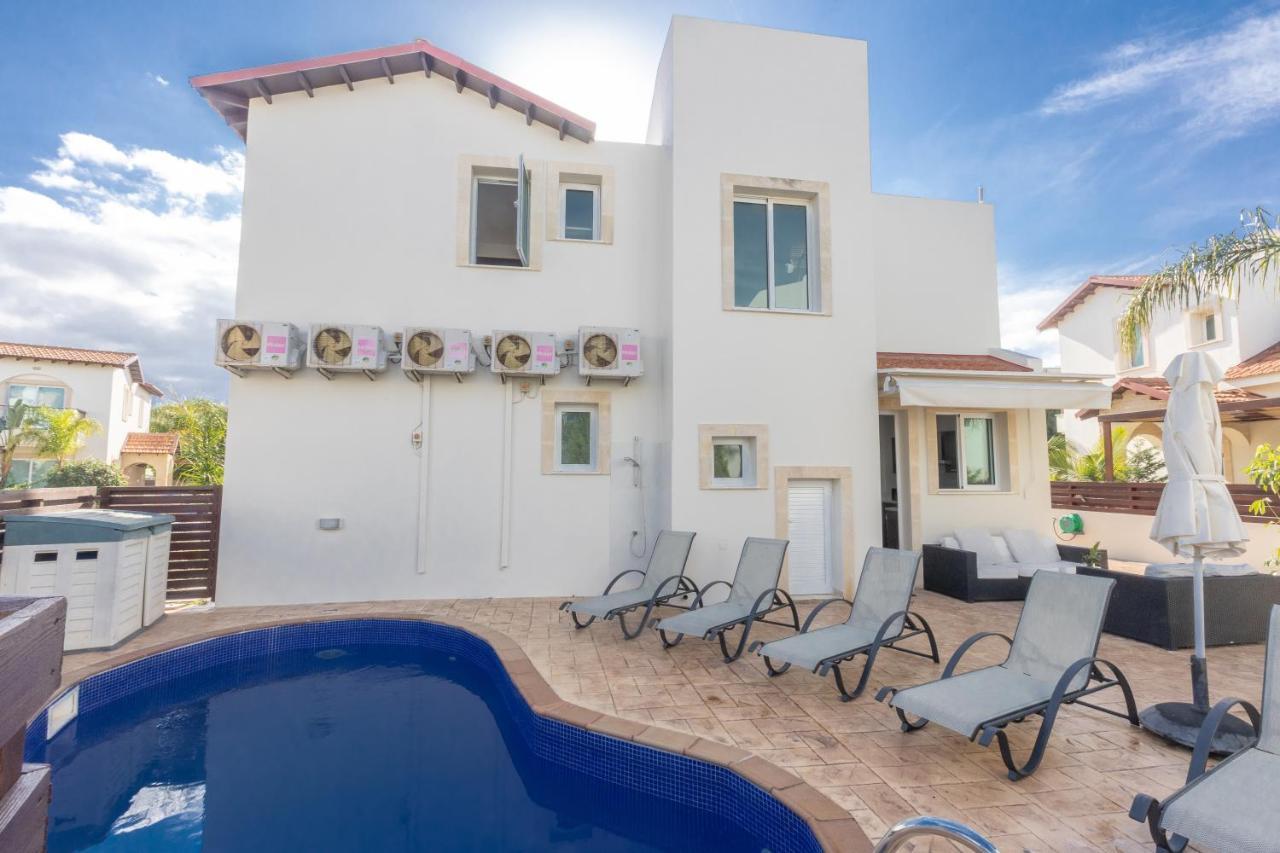 Katerina Luxury *