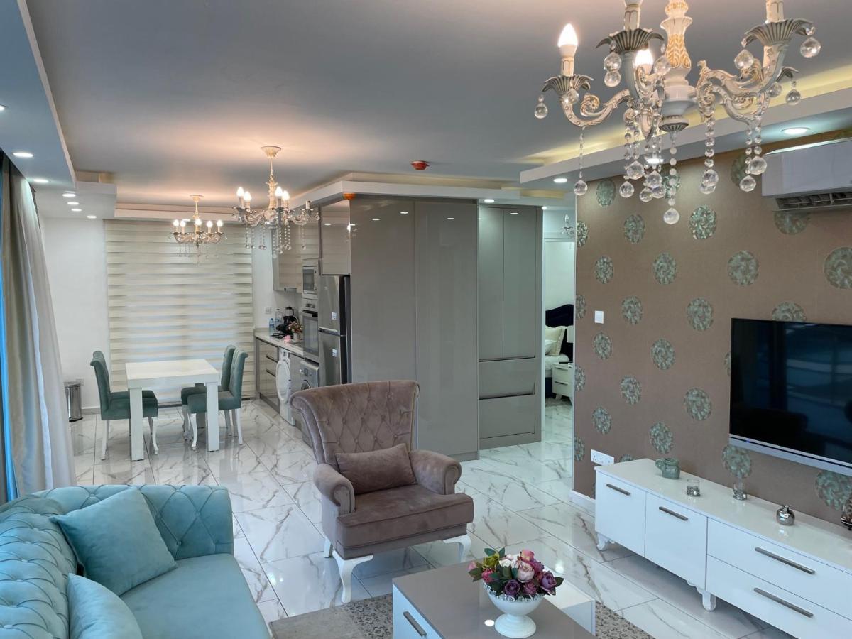Elegant 2+1 Flat In The Heart Of Kyrenia + Wifi Apartment *