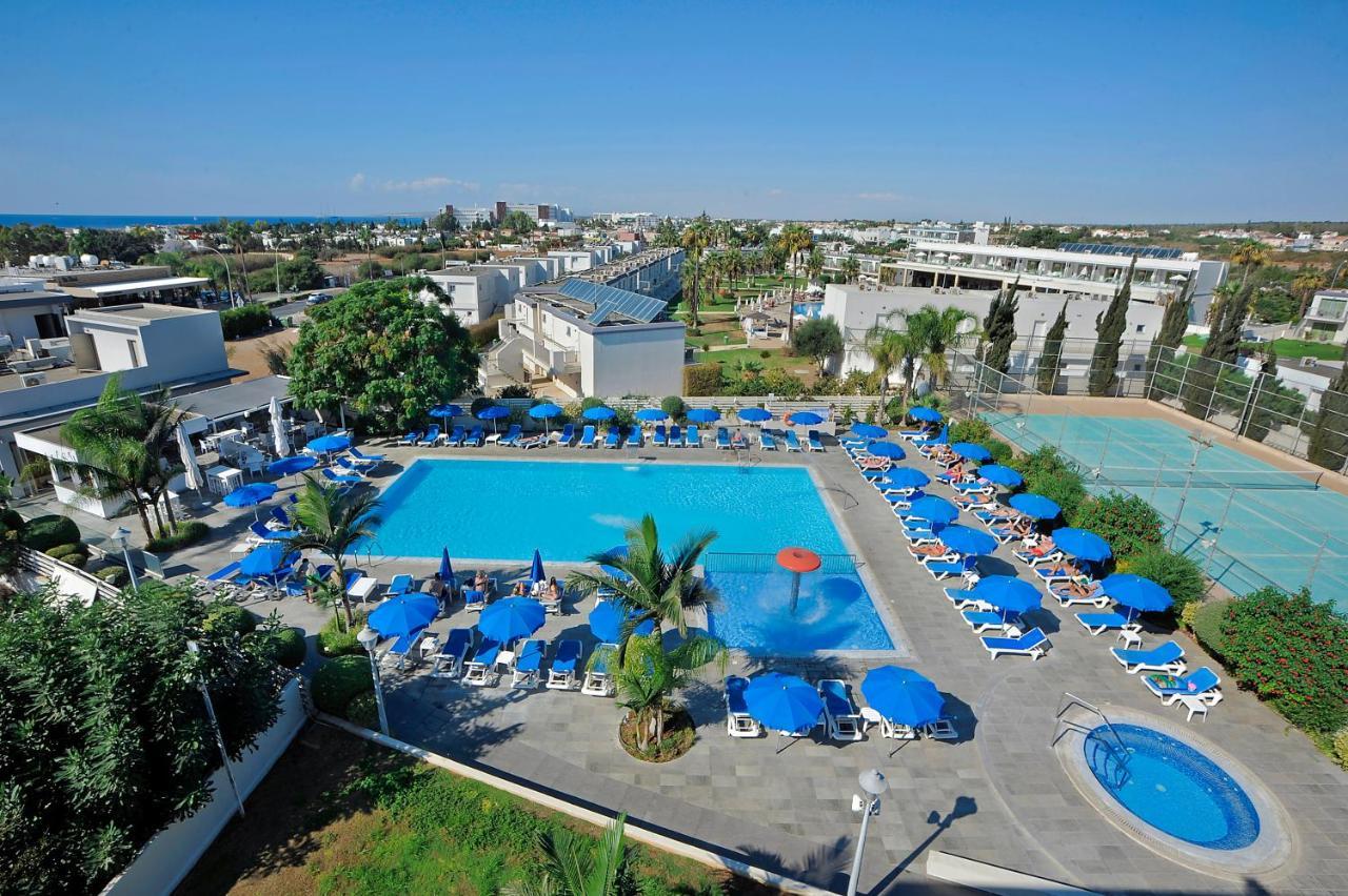Euronapa Aparthotel 3*