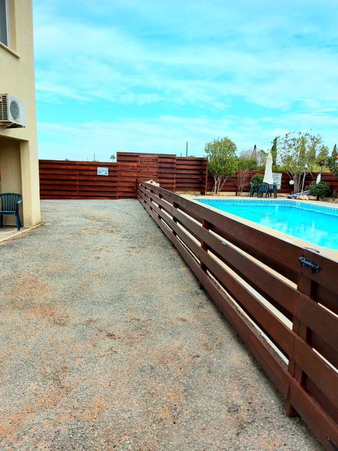Sea Caves Appartement Peyia