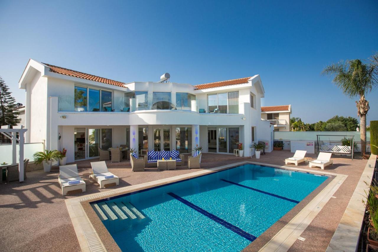 113 Villa Protaras