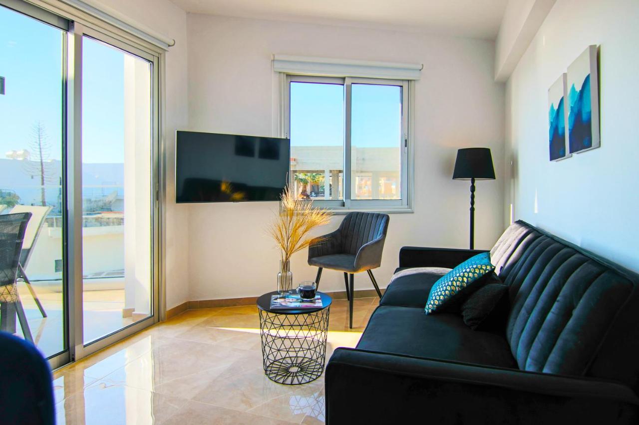 Phaedrus Living Seaside Lighthouse 70 * Paphos