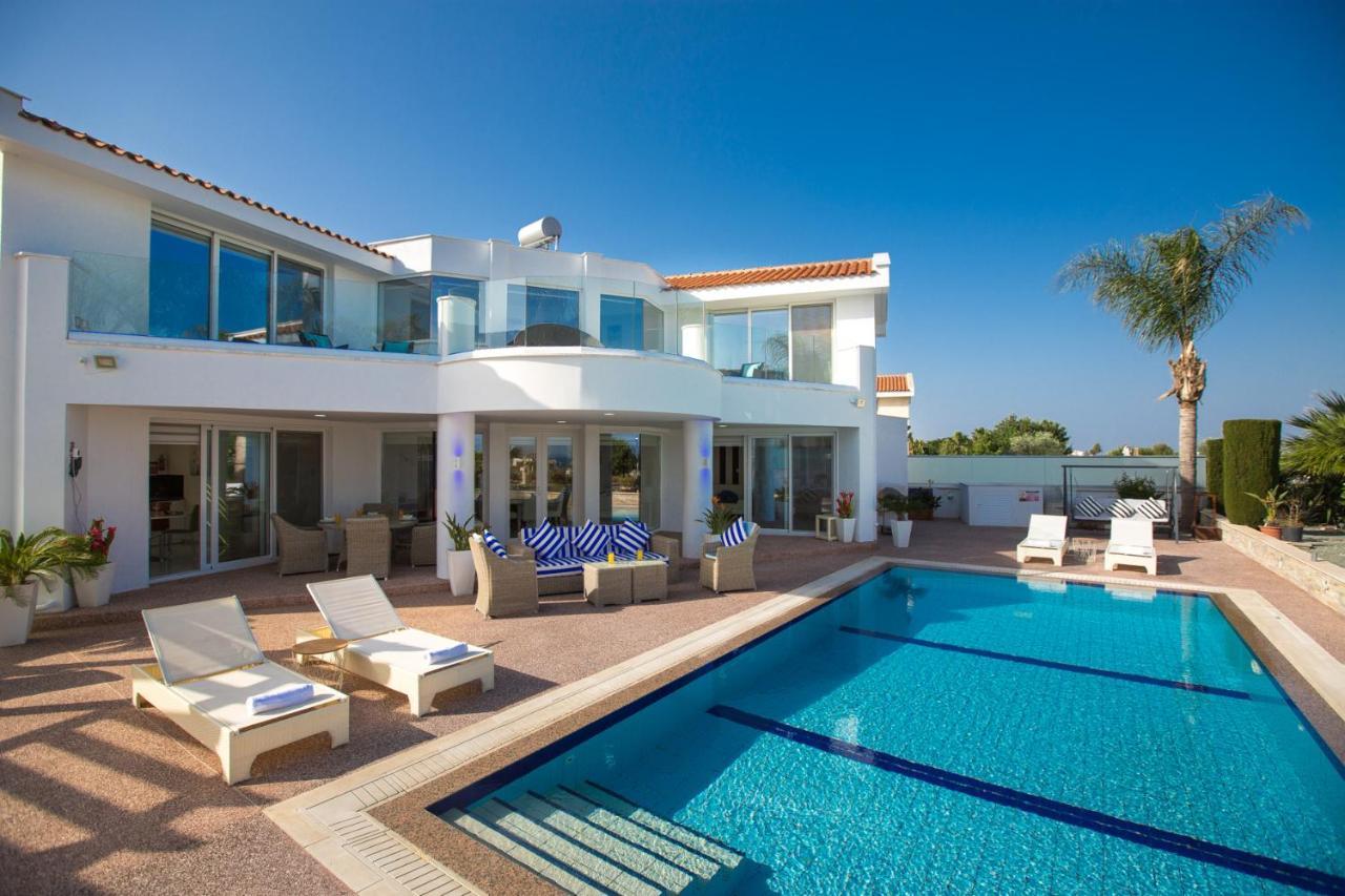 113 Villa