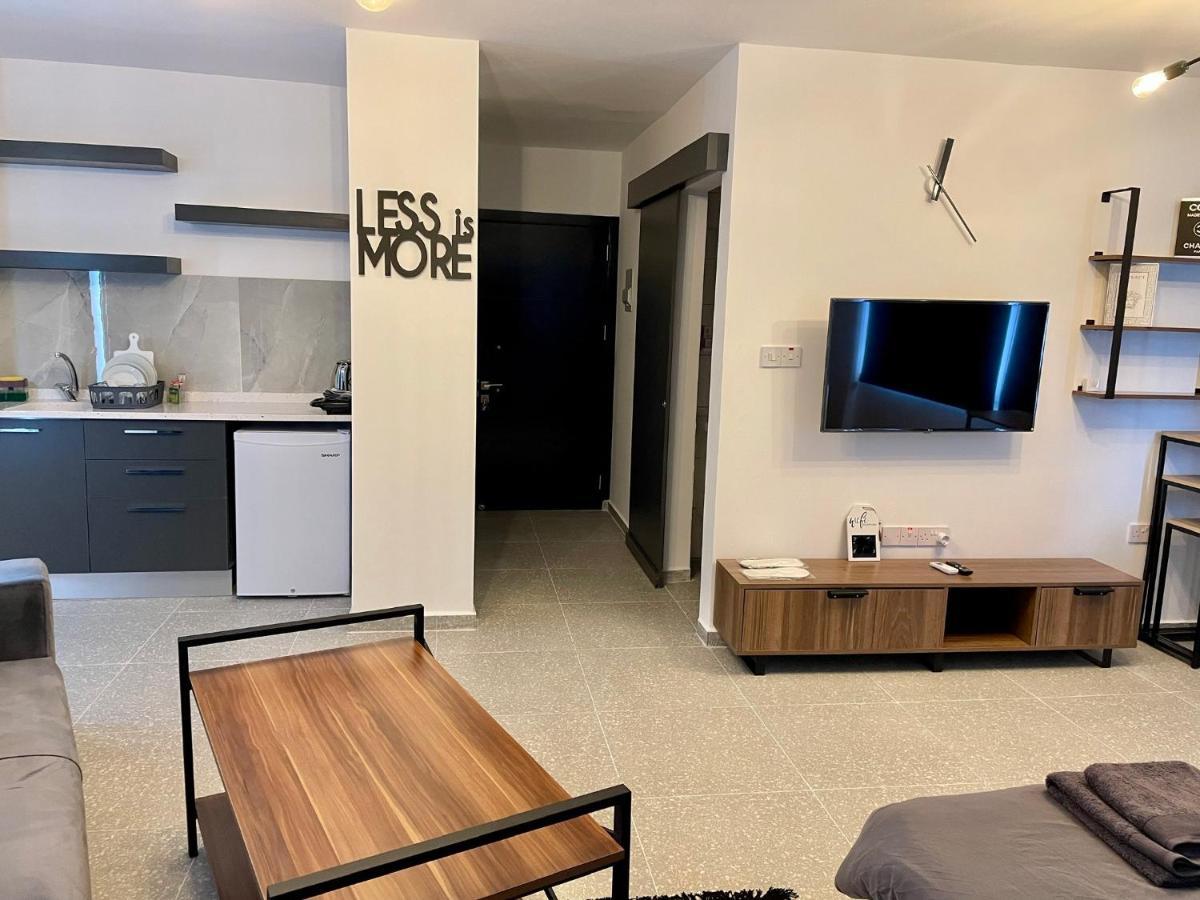Mr. In Ortakoy , North + Wifi + Netflix Apartment Nicosia