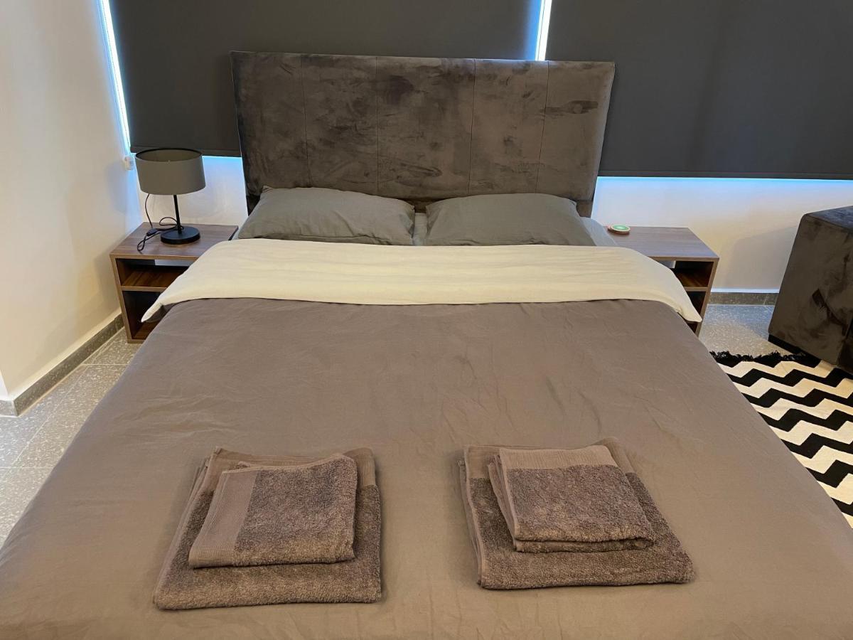 Mr. In Ortakoy , North + Wifi + Netflix Apartment Nicosia