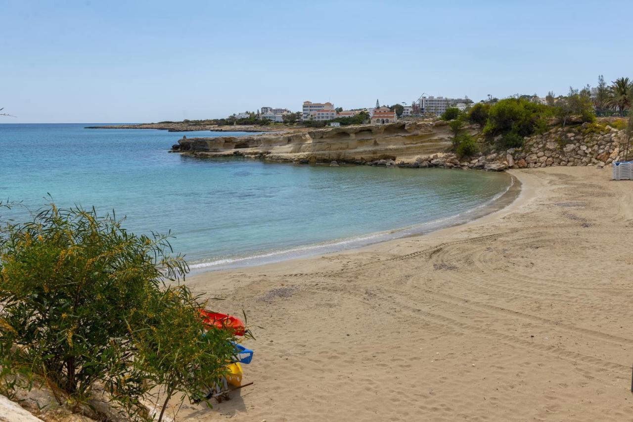 Pousada Nisia Seaside