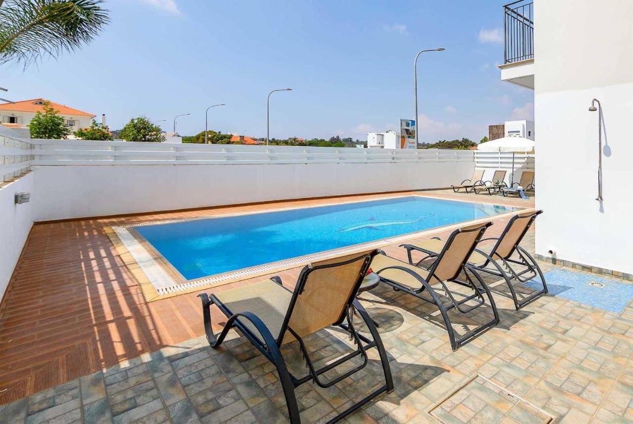 Cherry Palm * Protaras