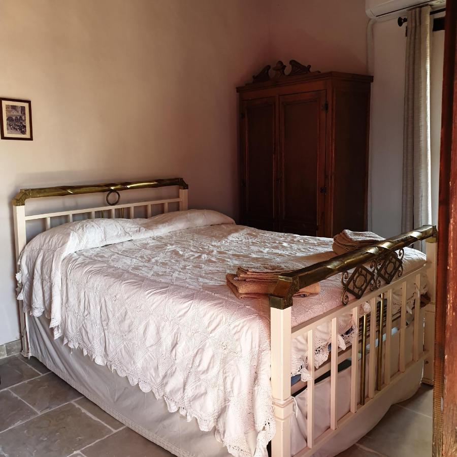 Vasilopoulos House