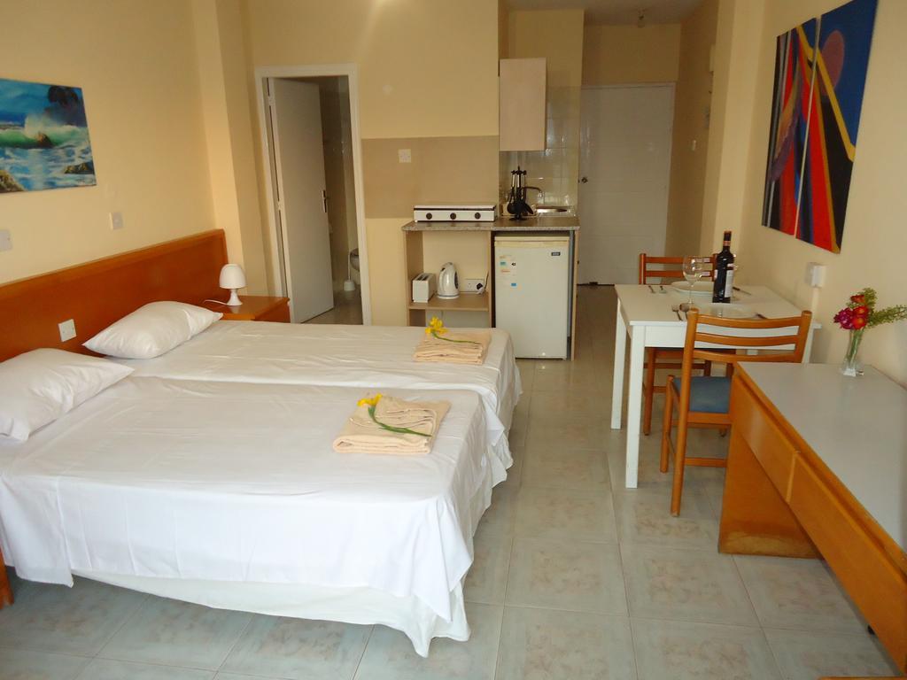 Aparthotel Marisa 2*