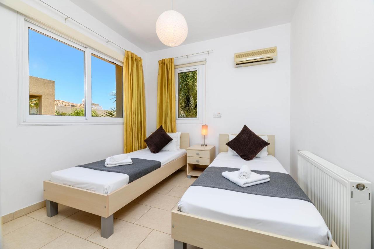 Sirena Bay Villa *