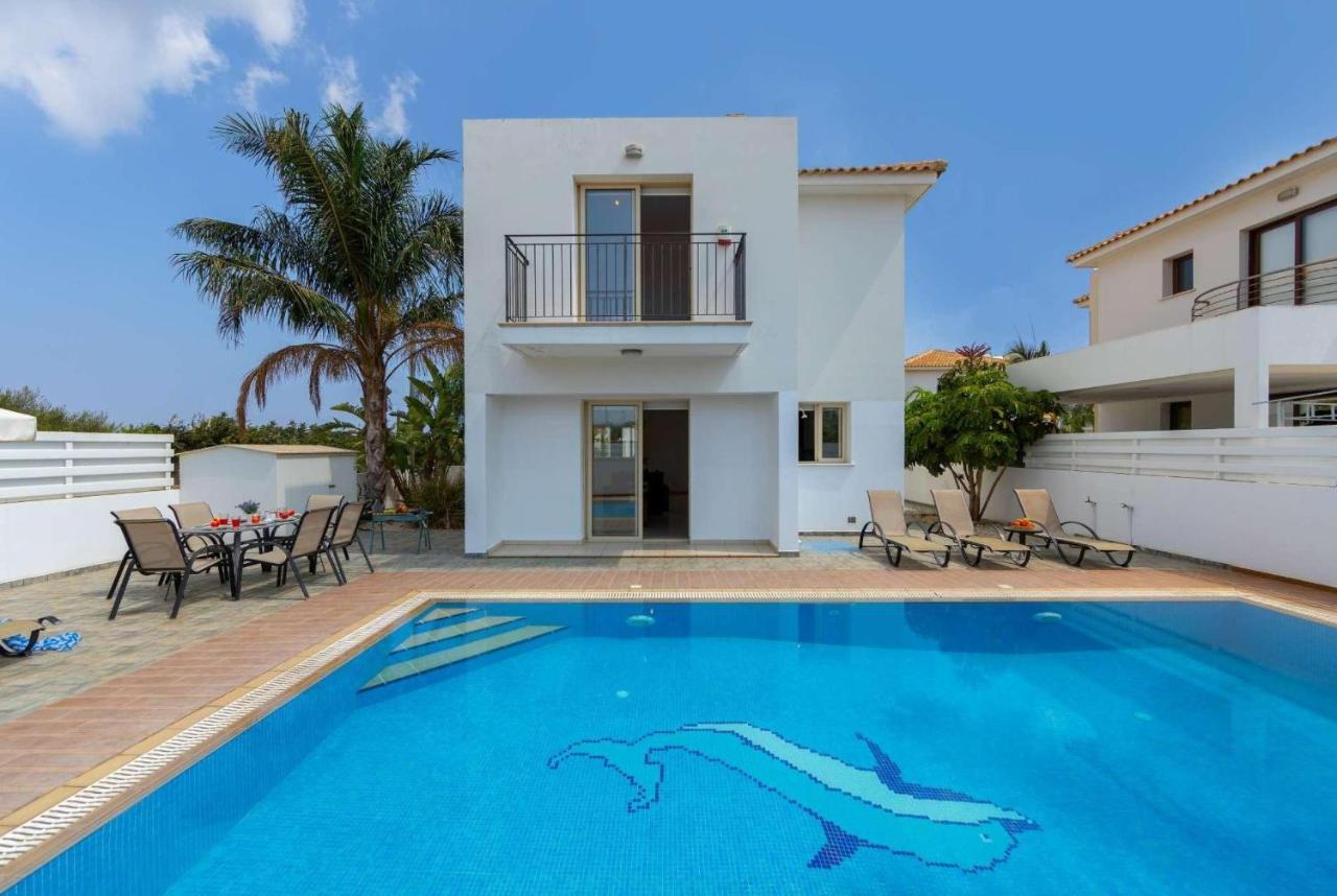 Villa Cherry Palm *