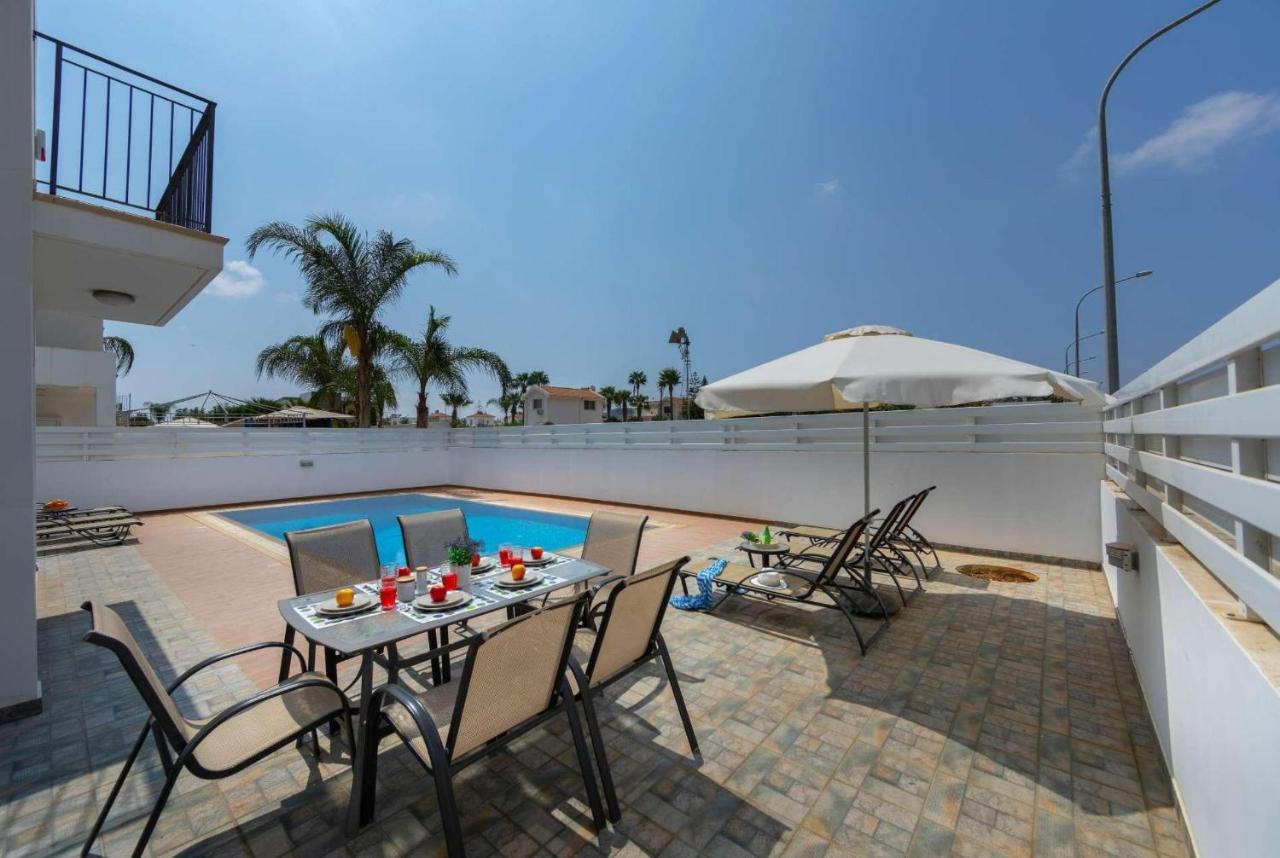 Cherry Palm Villa *