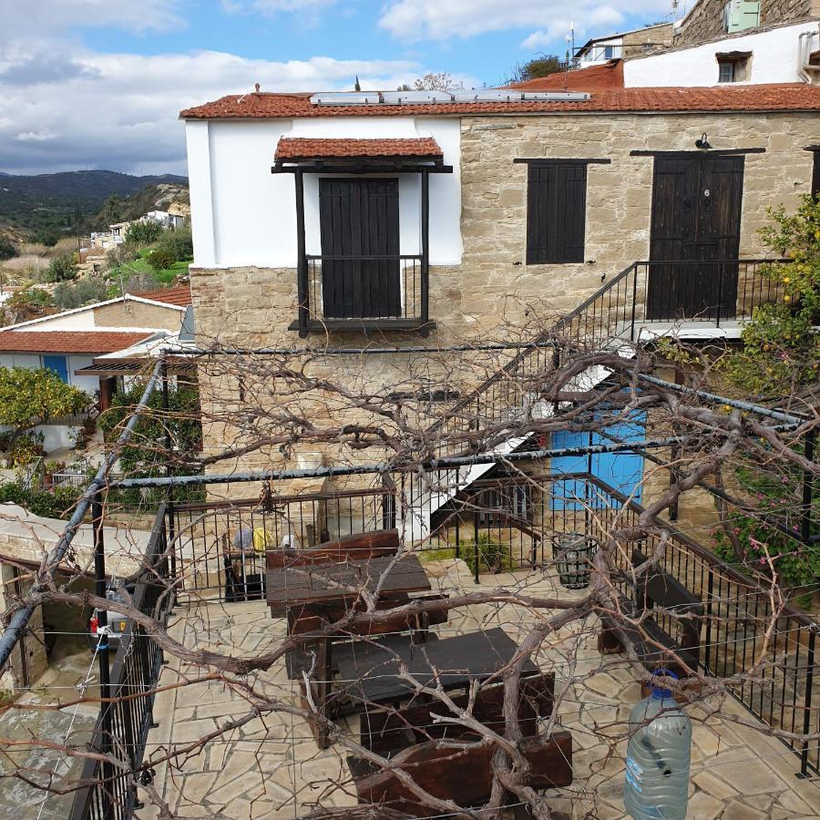 Vasilopoulos House * Tochni