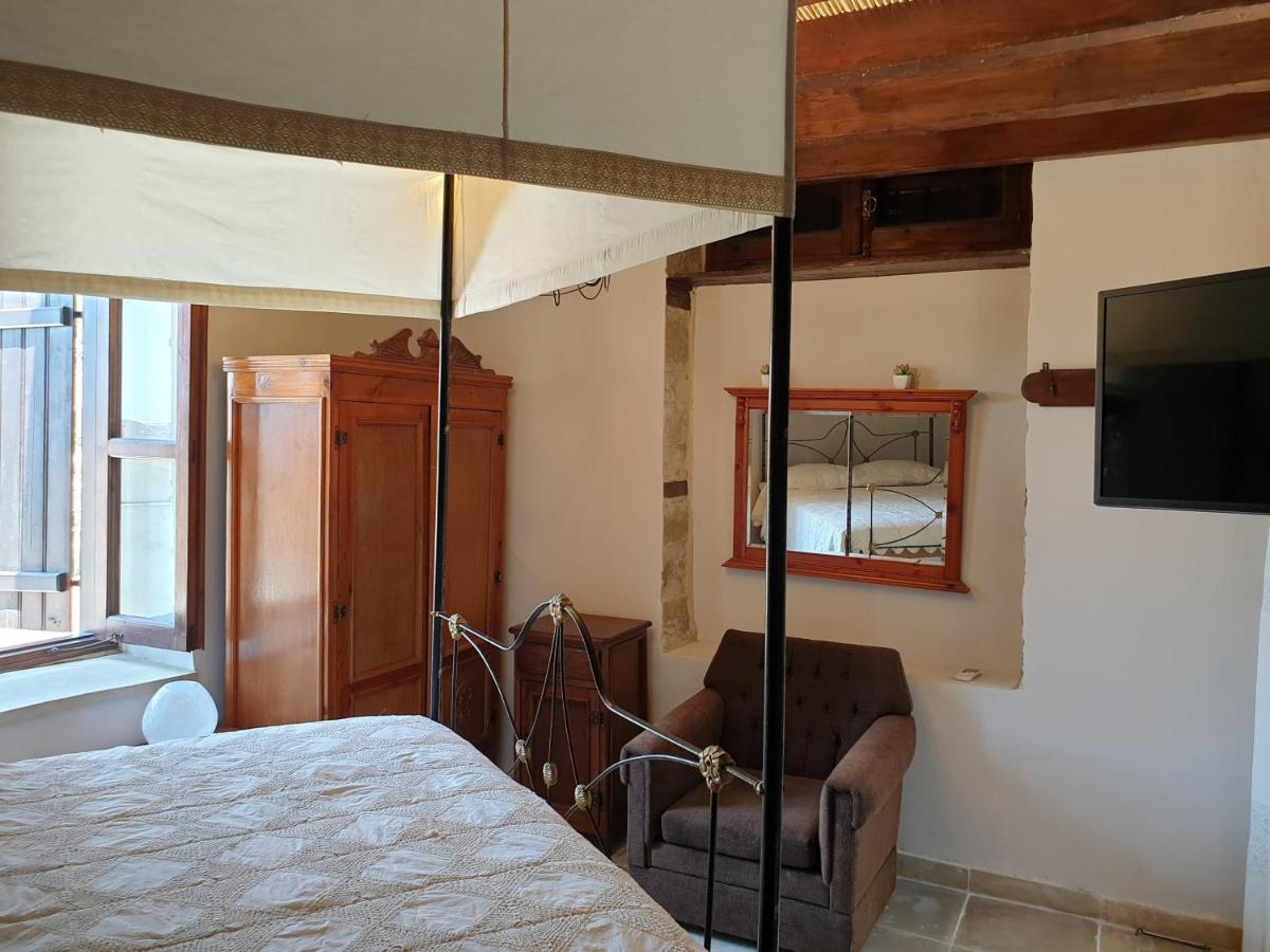 Vasilopoulos House