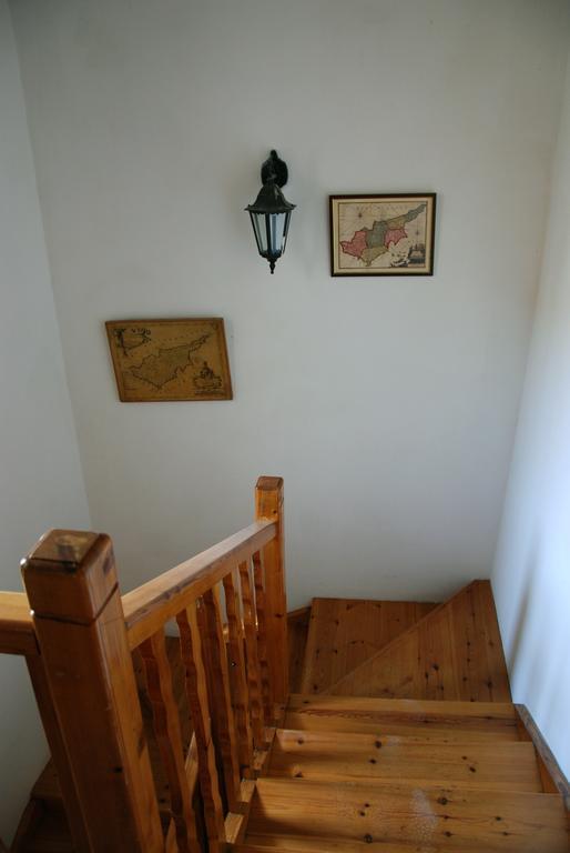 Kontoyiannis House *
