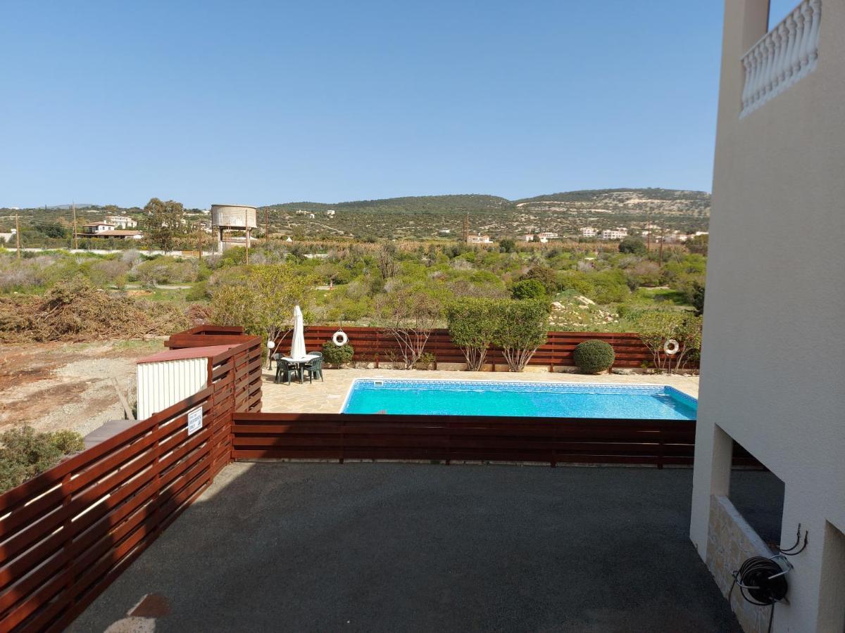 Sea Caves Appartement Peyia