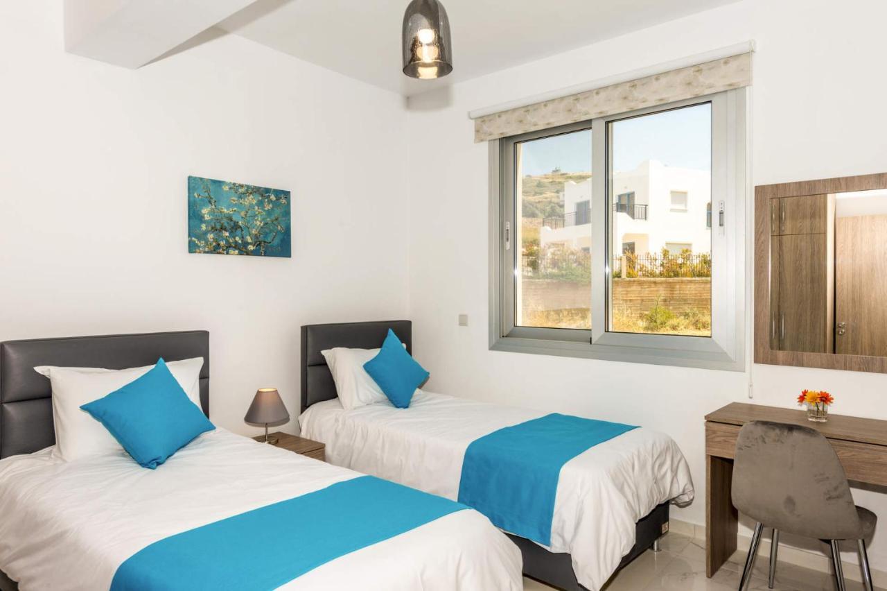 Elite Sea View Villa *
