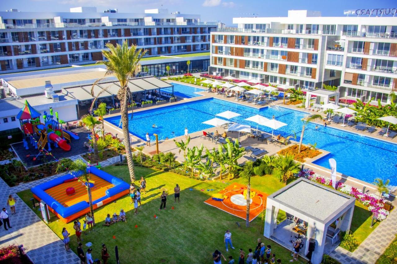 Hotel Courtyard Long 3*