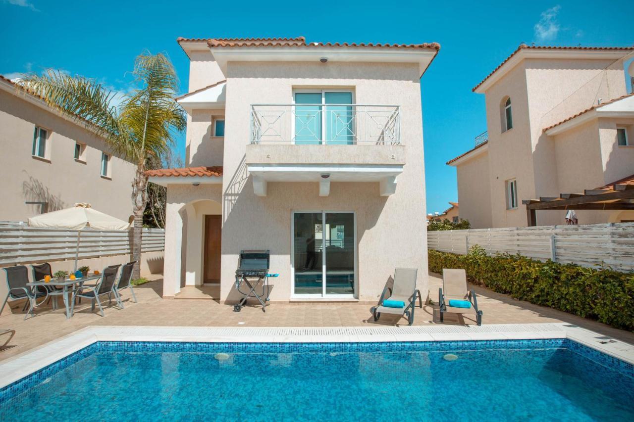 Pernera 173 Villa