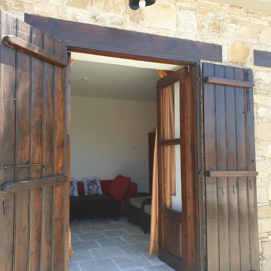 Vasilopoulos House Tochni