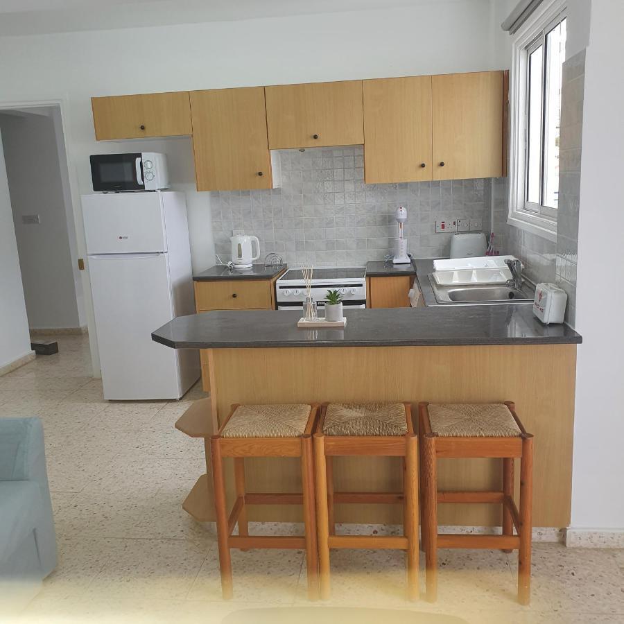 G&e Harbour Apartamento Lachi