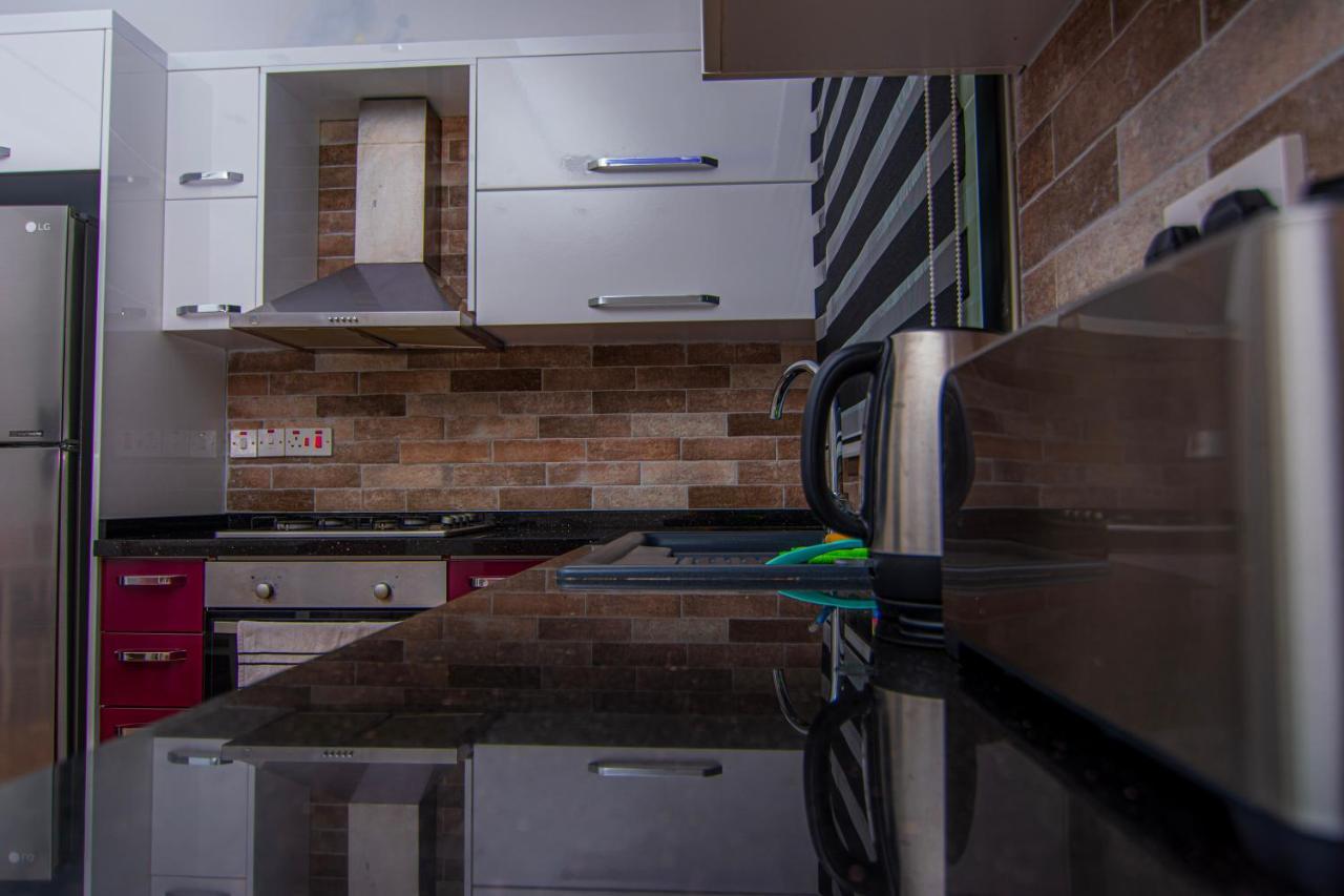 Metin Apartment *