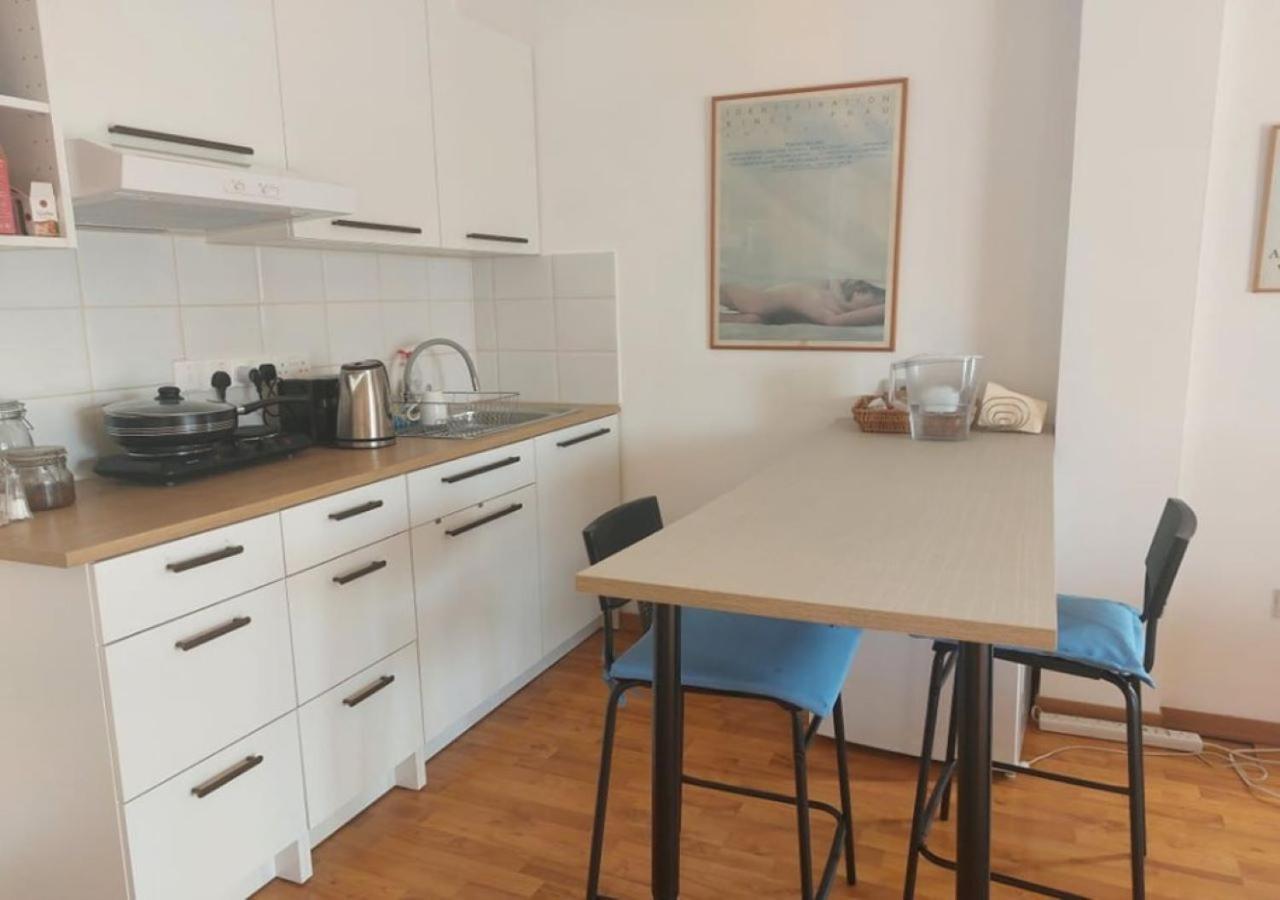 Ensuite By The Beach, Entire Independent Unit