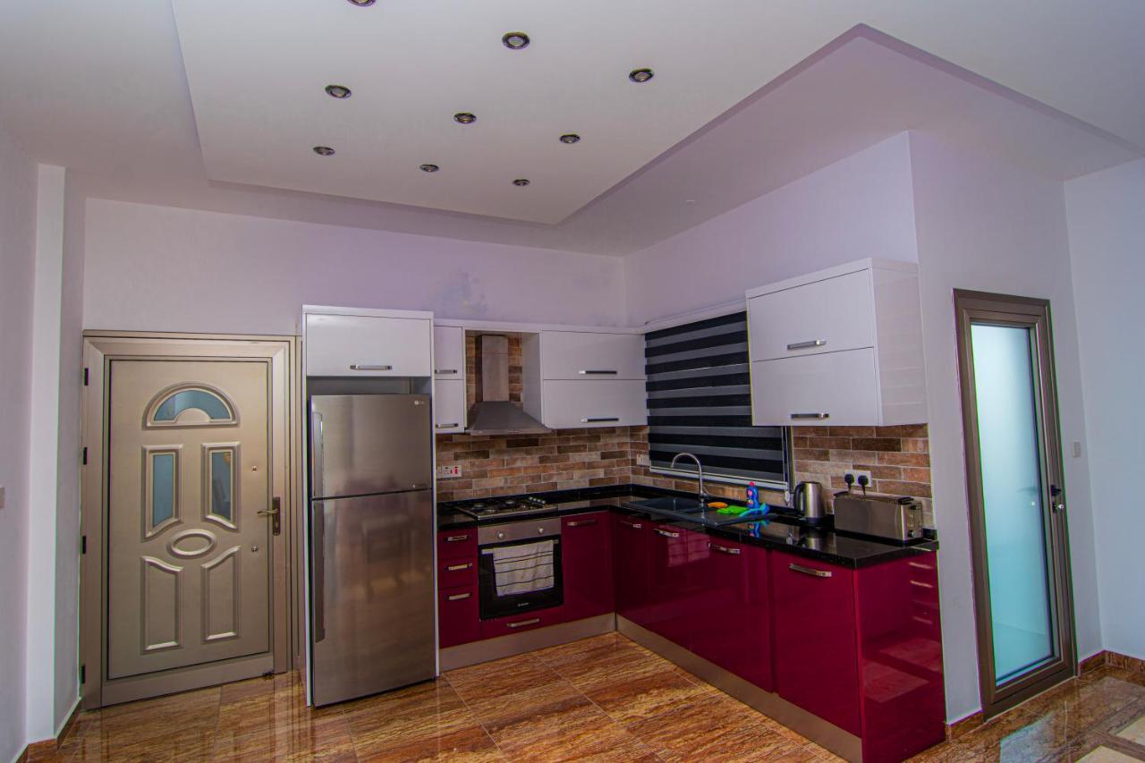 Apartment Metin *