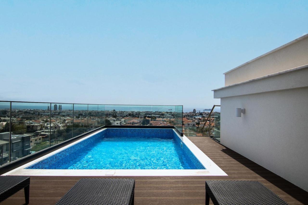 Phaedrus Living: Sea View Anna 302 * Limassol