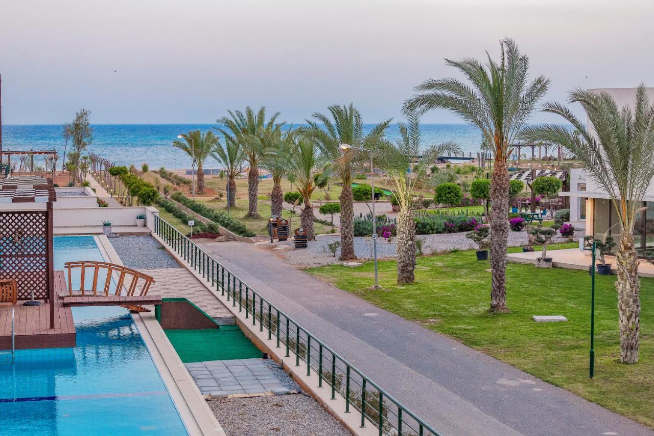 Thalassa & Retreat