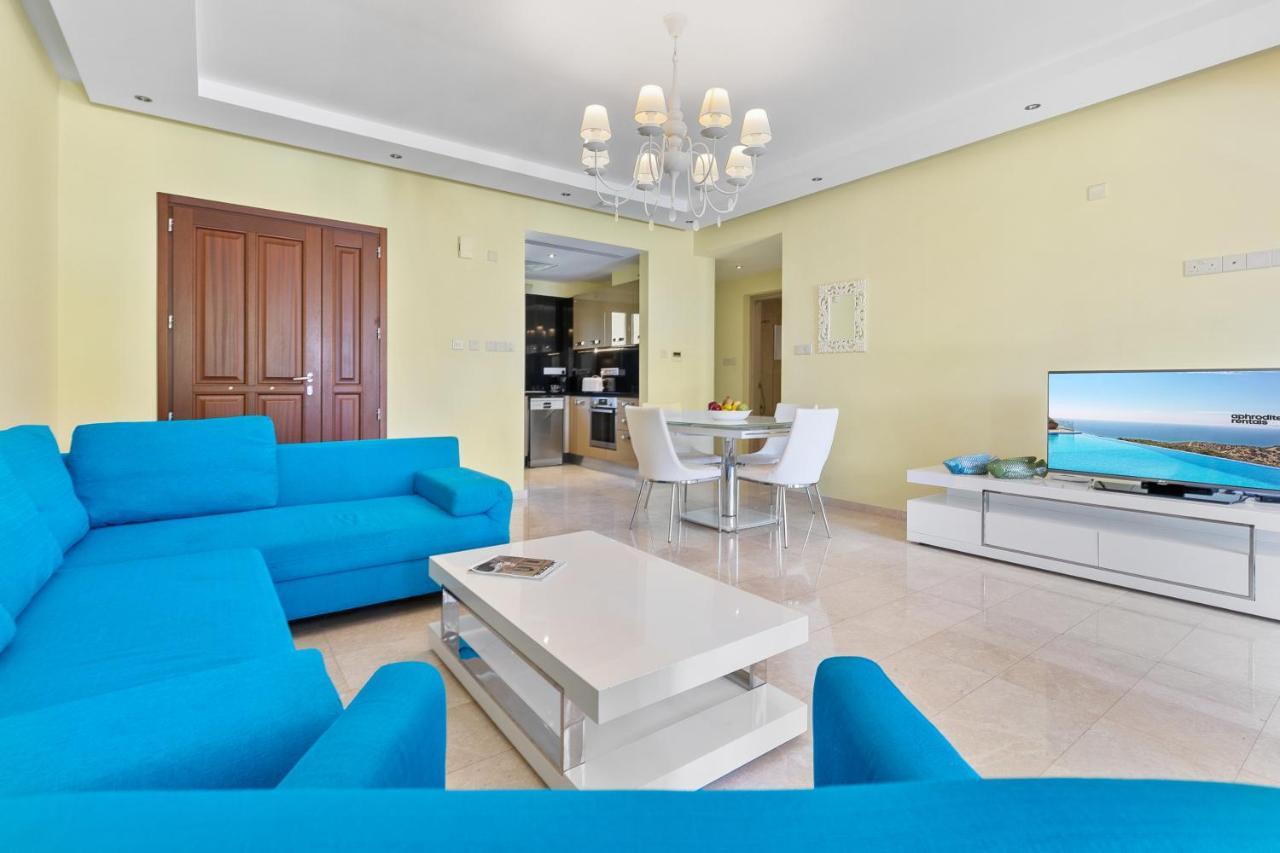 2 Bedroom Eros With Private Pool And Garden, Aphrodite Hills Kouklia
