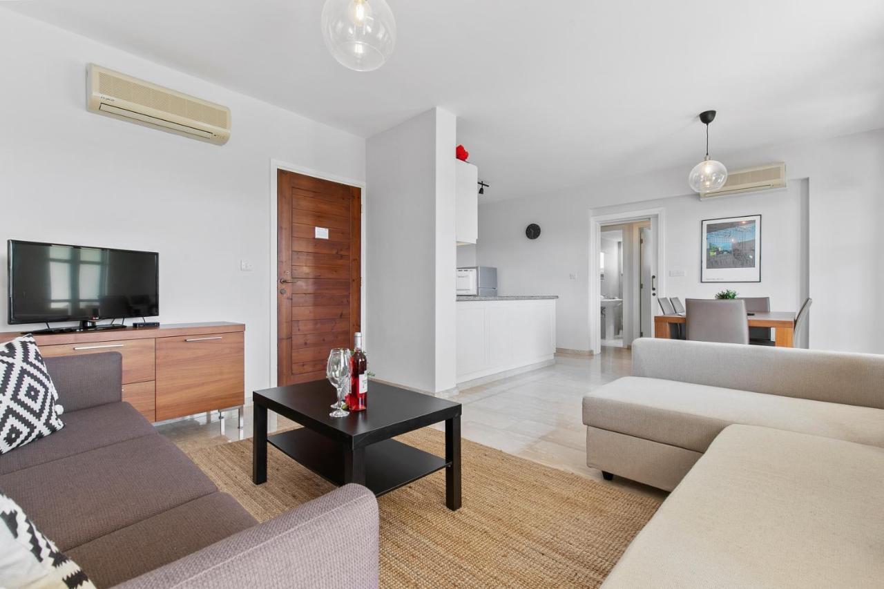 Apartment 2 Bedroom Avdimou With Stunning Sea Views, Aphrodite Hills *