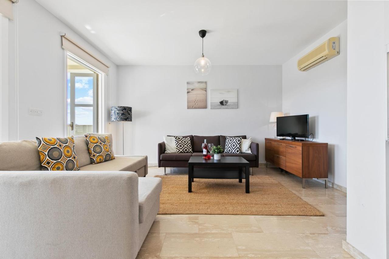 2 Bedroom Avdimou With Stunning Sea Views, Aphrodite Hills Kouklia