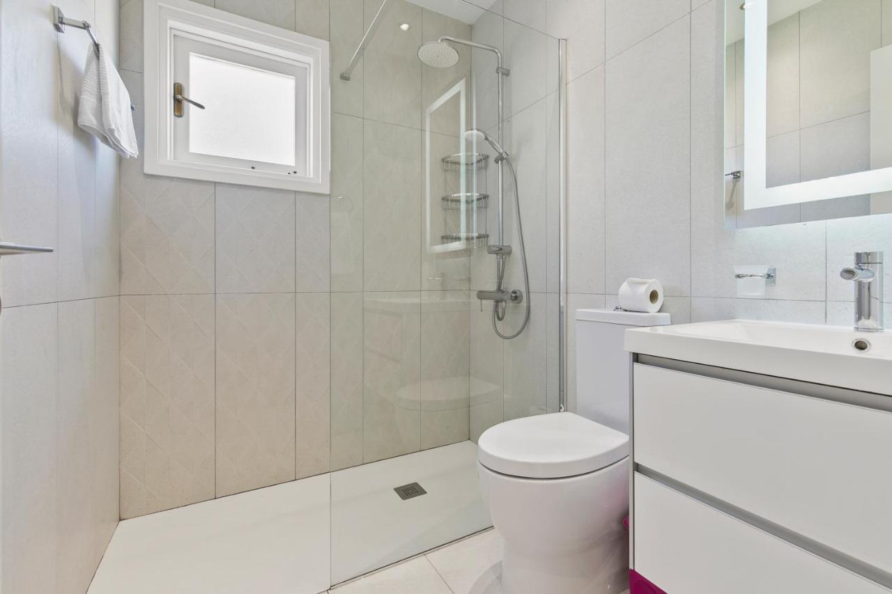 2 Bedroom Avdimou With Stunning Sea Views, Aphrodite Hills