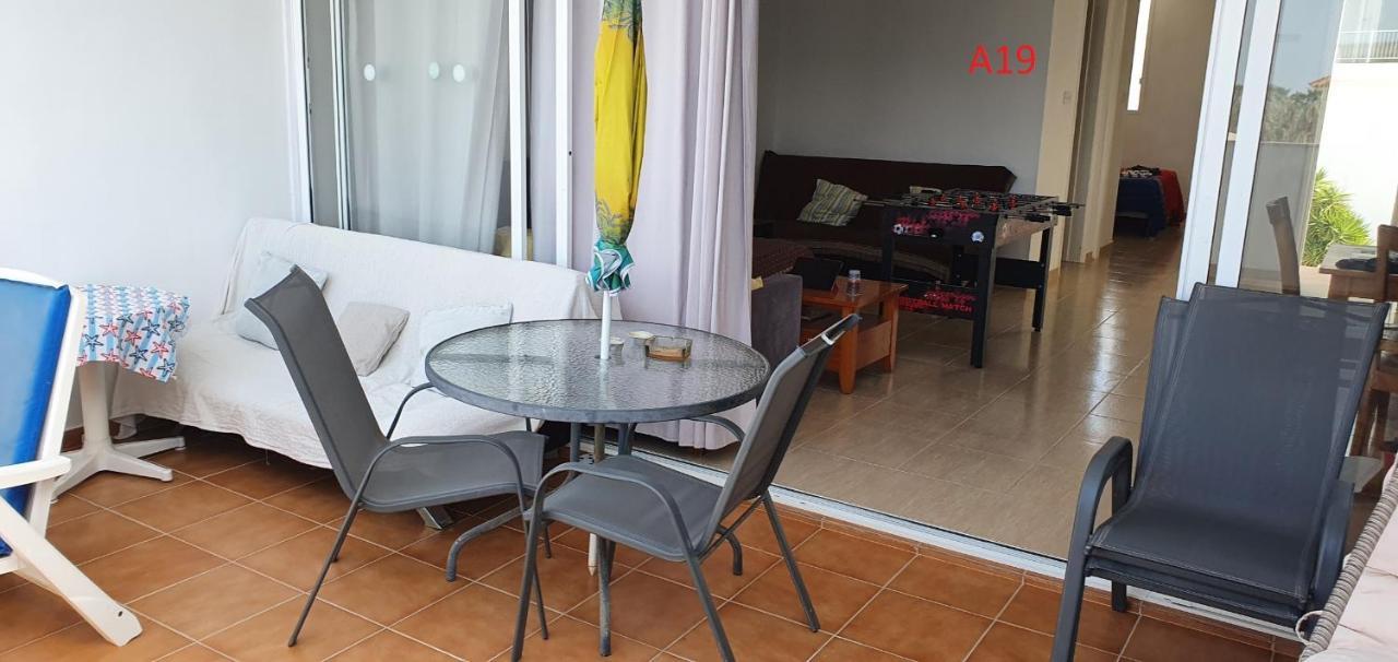 Evros & Coral Bay Seaview Apartment Peyia