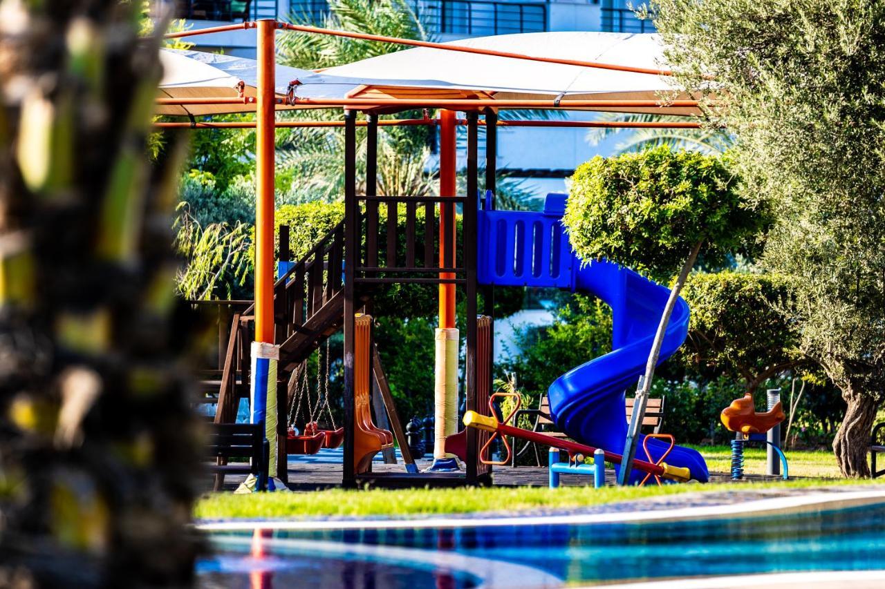 Thalassa Family & Waterpark