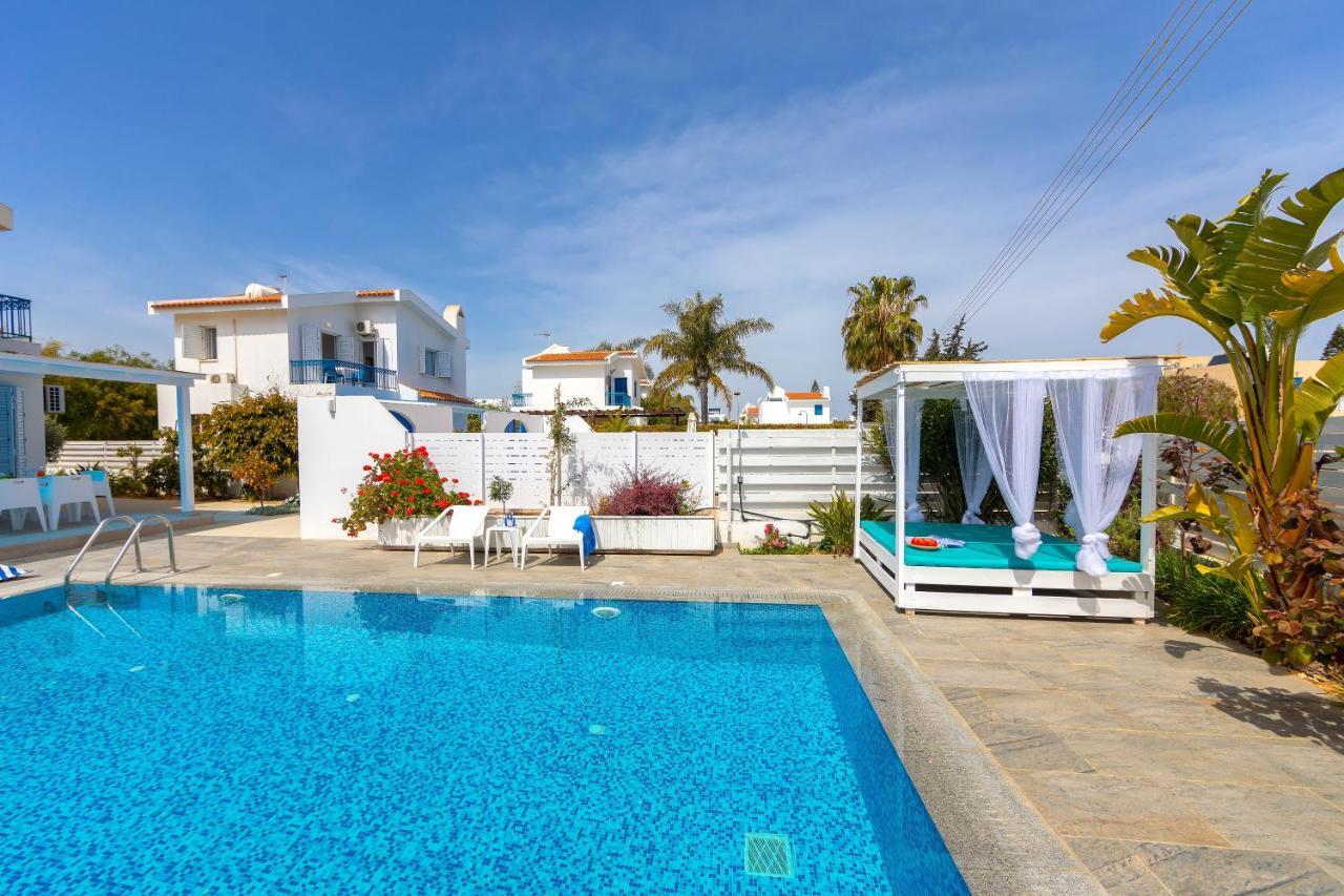 Fig Tree Bay 4 *