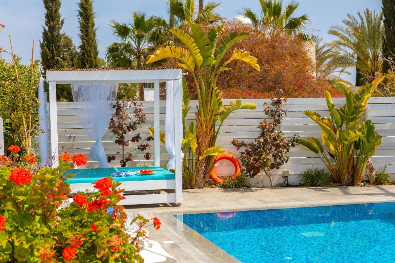 Fig Tree Bay 4 *
