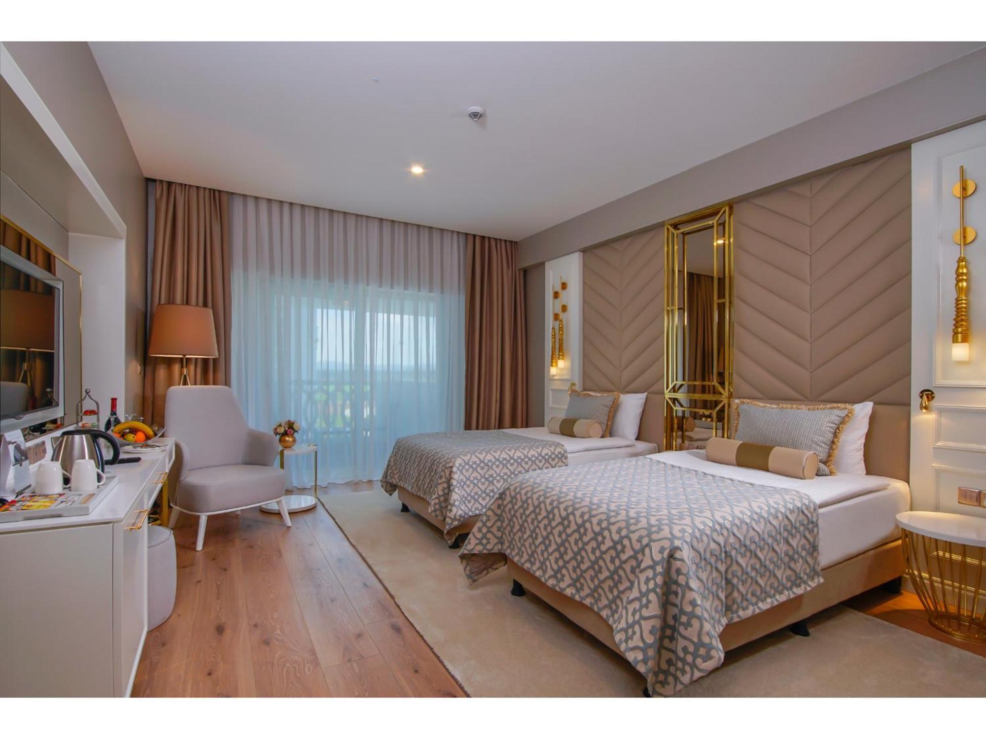 Hotel Limak Cyprus Deluxe 5*