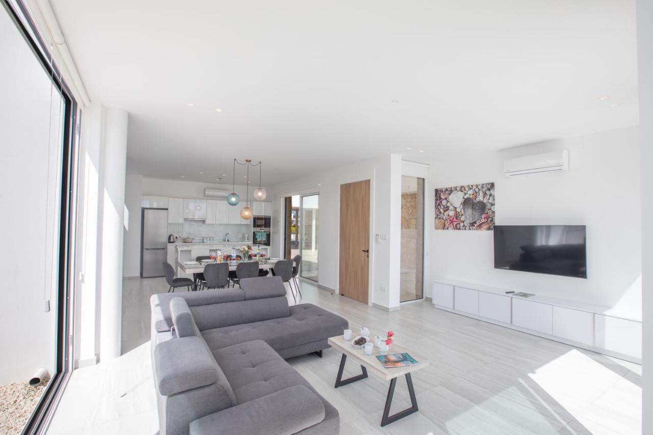 Walk To Center & Beach- Your Dream Escape, Blue Island Protaras
