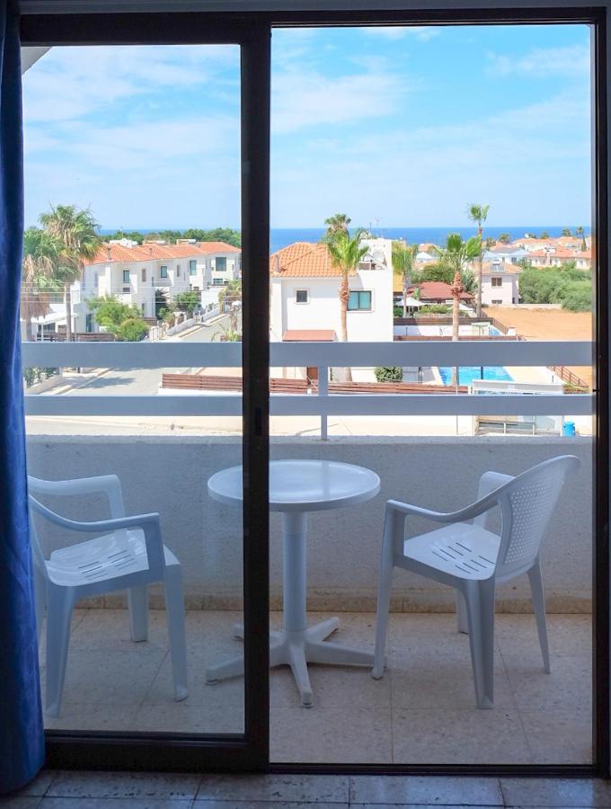 Amore Hotel Apartments Protaras