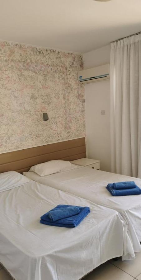 Simos Magic Apts Aparthotel