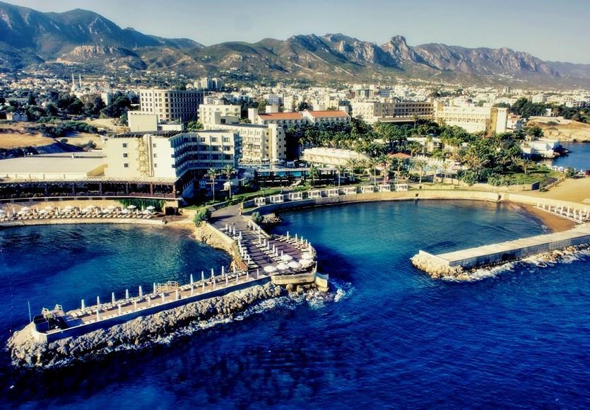Vuni Palace & Casino & Hotel
