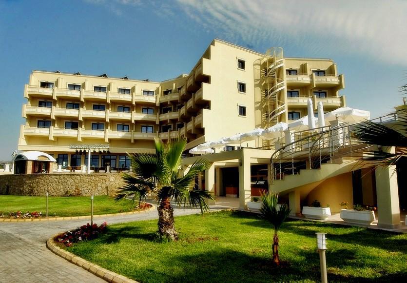 Vuni Palace & Casino &